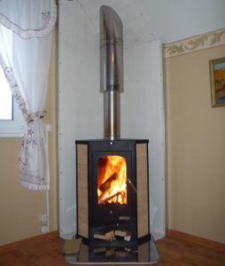 Отопительная печь Бавария угловая + дымоход