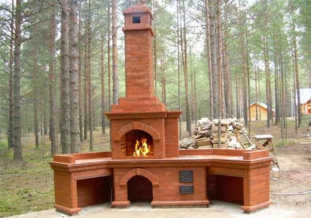 Каминная система из красного кирпича Каминный комплекс из красного кирпича